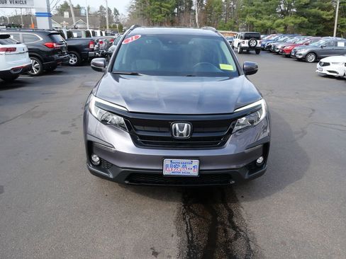 Used 2021 Honda Pilot Special Edition image 3