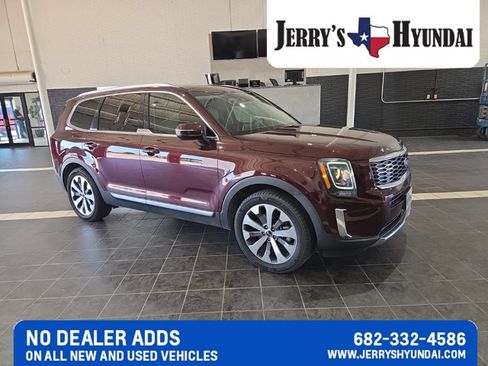 Used 2020 Kia Telluride EX w/ EX Premium Package FWD image 2