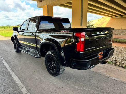 Used 2021 Chevrolet Silverado 1500 Custom Trail Boss w/ Safety Confidence Package AWD/4WD image 5
