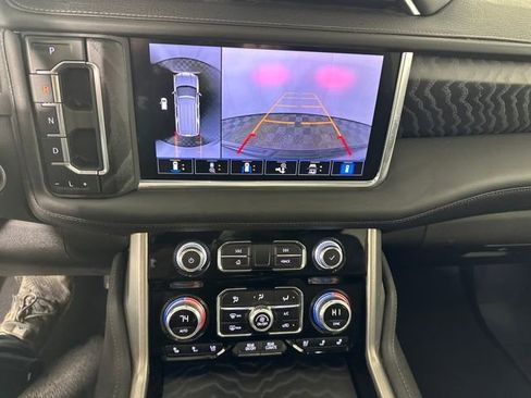 Used 2021 GMC Yukon Denali w/ Denali Premium Package image 22