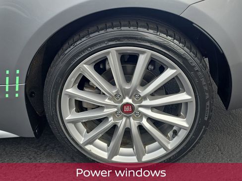 Used 2017 FIAT 124 Spider Lusso image 11