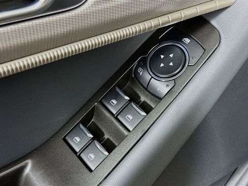 New 2026 Ford Explorer Active RWD image 28