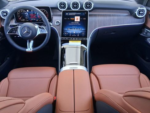 New 2026 Mercedes-Benz GLC 300 image 12