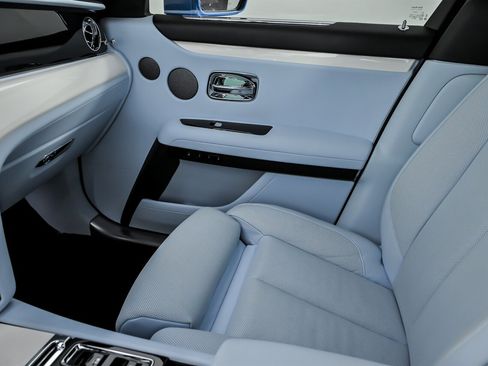 Used 2023 Rolls-Royce Ghost image 41