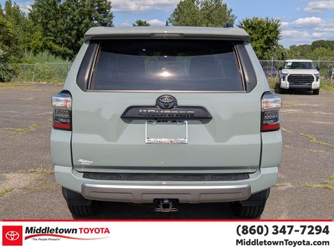 Certified 2023 Toyota 4Runner TRD Off-Road AWD/4WD image 4