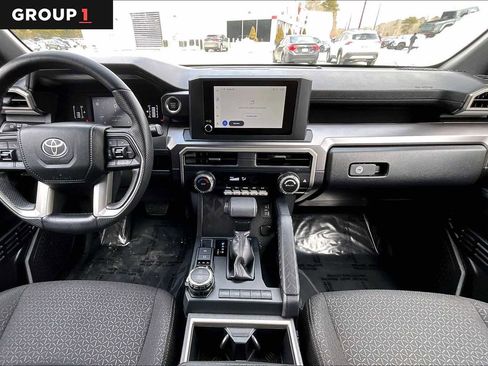 Used 2025 Toyota 4Runner SR5 image 16