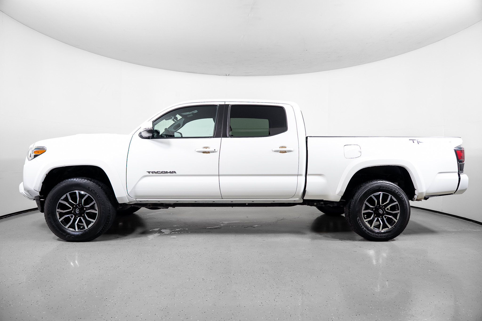 Used 2020 Toyota Tacoma TRD Sport RWD image 13