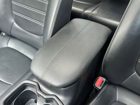 Used 2020 Toyota RAV4 XLE Premium image 44