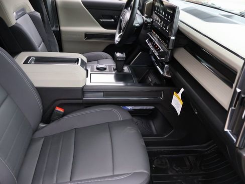 New 2026 GMC Hummer EV SUV AWD/4WD image 13