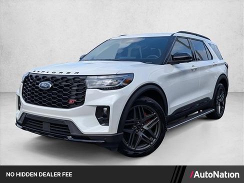 Certified 2025 Ford Explorer ST RWD image 1