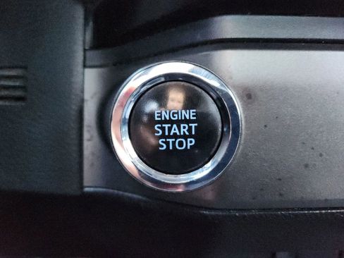 Used 2016 Toyota Tacoma TRD Sport RWD image 23