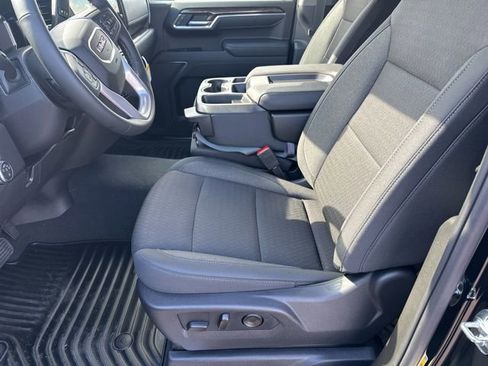 New 2026 GMC Sierra 1500 Elevation image 14