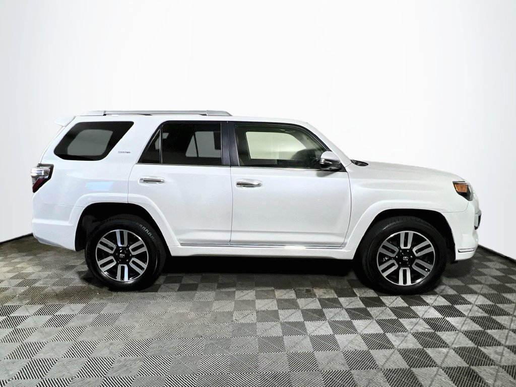 Used 2024 Toyota 4Runner Limited AWD/4WD image 8