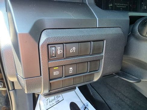Used 2024 Toyota Tacoma SR w/ SR Upgrade Package AWD/4WD image 23