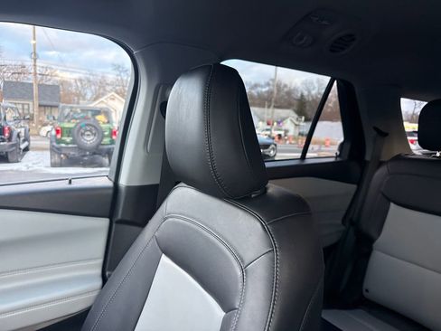 Used 2023 Ford Explorer XLT w/ Equipment Group 202A image 43