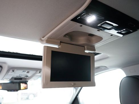 Used 2018 GMC Yukon Denali w/ Denali Ultimate Package image 20