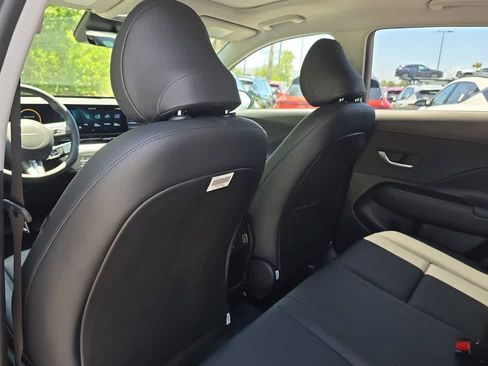 New 2026 Hyundai Kona Limited FWD image 21