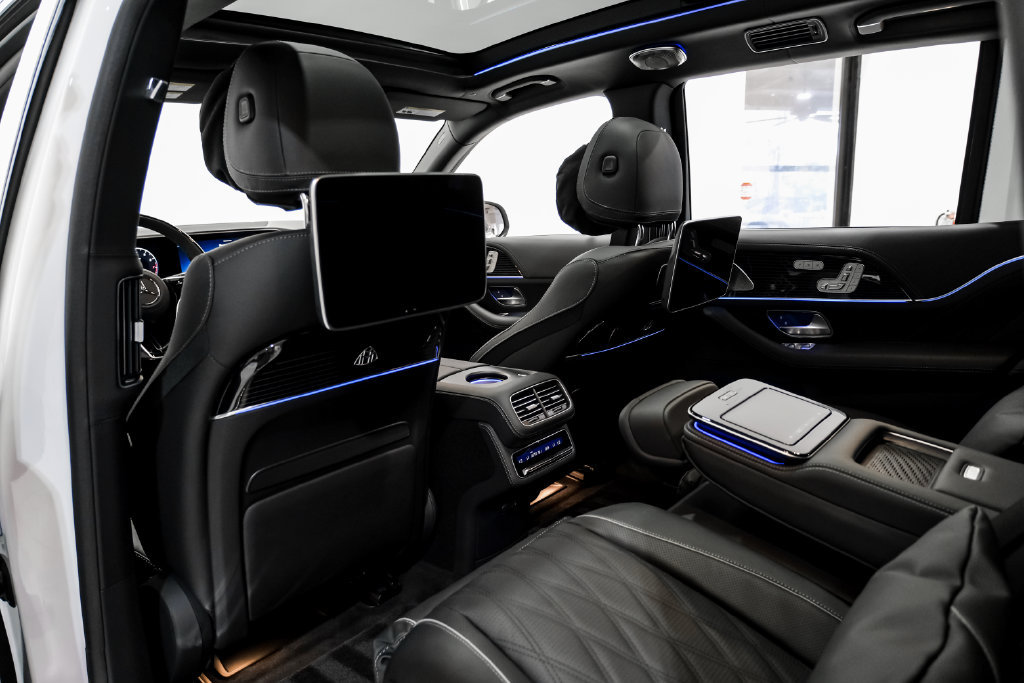 Used 2026 Mercedes-Benz Maybach GLS 600 4MATIC image 40