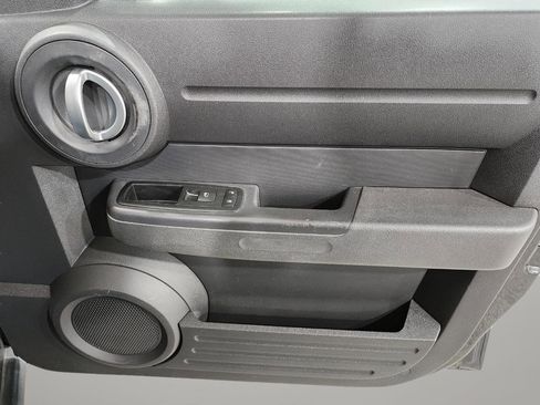 Used 2011 Dodge Nitro SE image 22