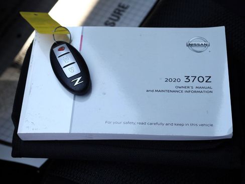 Used 2020 Nissan 370Z Coupe RWD image 14