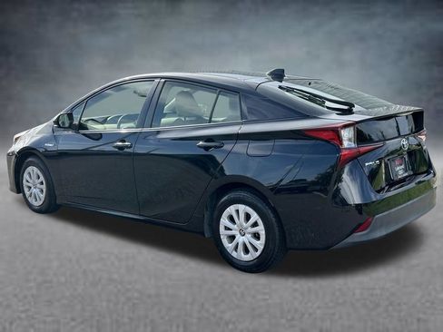 Used 2021 Toyota Prius LE FWD image 3