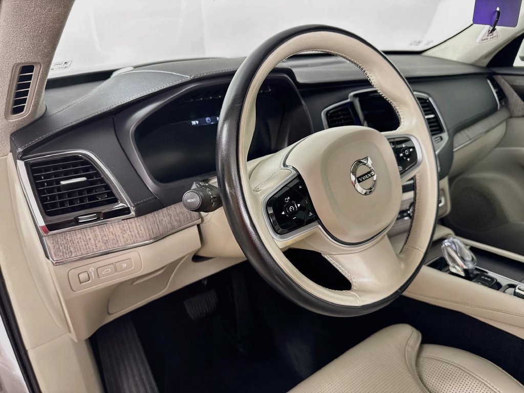 Used 2022 Volvo XC90 T8 Inscription AWD/4WD image 9