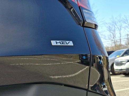 Used 2023 Kia Sportage EX image 30