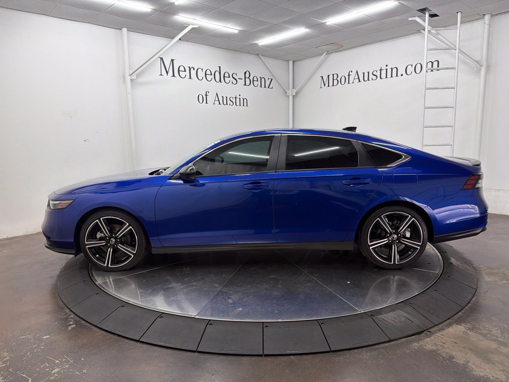 Used 2024 Honda Accord Sport image 4