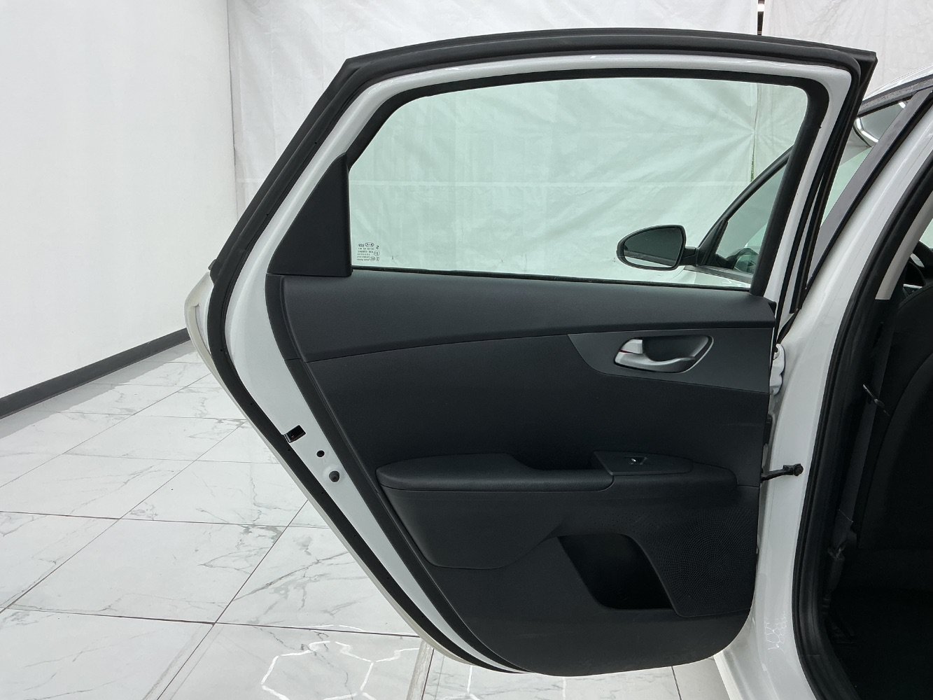 Used 2020 Kia Forte LXS FWD image 24