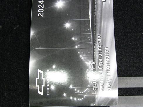 Used 2024 Chevrolet Equinox EV LT image 34