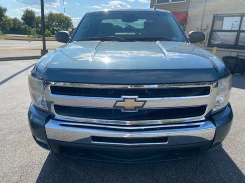 Used 2009 Chevrolet Silverado 1500 LT w/ Power Pack Plus AWD/4WD image 8