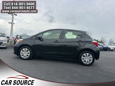 Used 2012 Toyota Yaris LE image 3