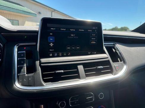 Used 2021 Chevrolet Tahoe High Country w/ Premium Package AWD/4WD image 16