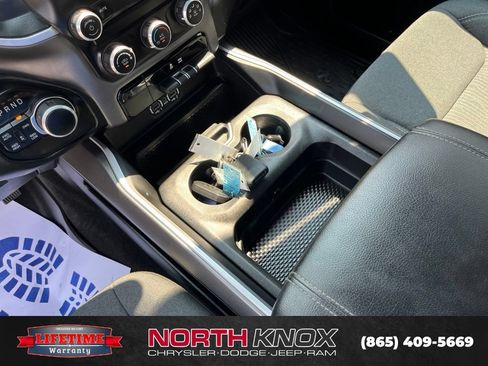 Used 2022 RAM 1500 Big Horn AWD/4WD image 10