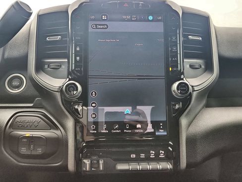 New 2026 RAM 3500 Tradesman AWD/4WD image 17