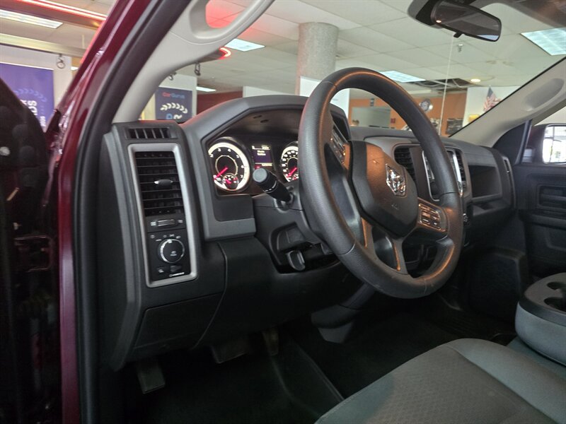Used 2017 RAM 1500 Express RWD image 18