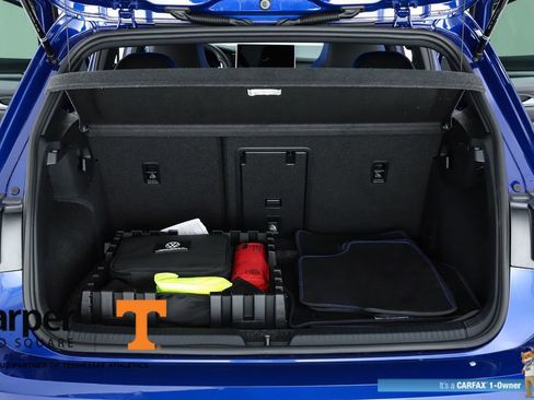 Used 2025 Volkswagen Golf w/ Euro Style Package image 30