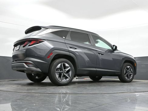 Used 2025 Hyundai Tucson SEL AWD/4WD image 38