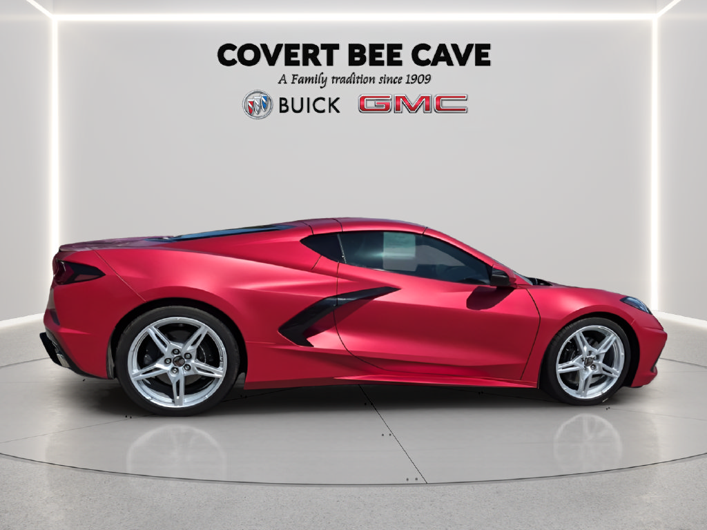 Used 2022 Chevrolet Corvette Stingray Coupe w/ 1LT RWD image 10