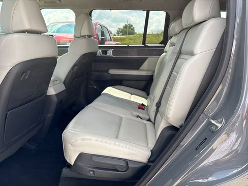 Used 2024 Hyundai Santa Fe Limited AWD/4WD image 30