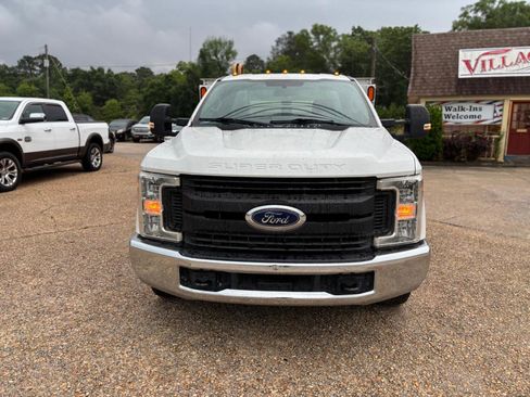 Used 2019 Ford F350 XL w/ XL Value Package RWD image 2