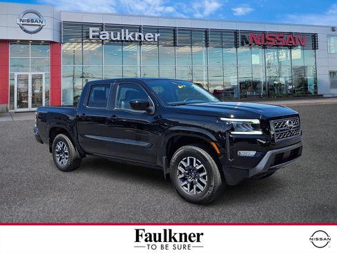 Certified 2024 Nissan Frontier SL w/ Technology Package AWD/4WD image 1