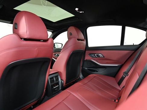 New 2026 BMW 330i Sedan w/ M Sport Package image 28