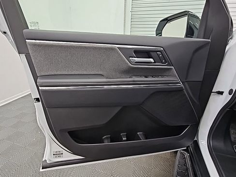 New 2026 GMC Sierra EV Elevation image 28