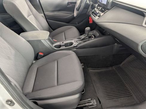 Used 2023 Toyota Corolla LE image 28