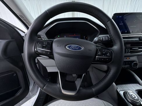 Used 2023 Ford Escape Active AWD/4WD image 17