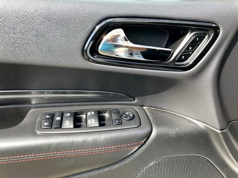 Used 2023 Dodge Durango GT image 9