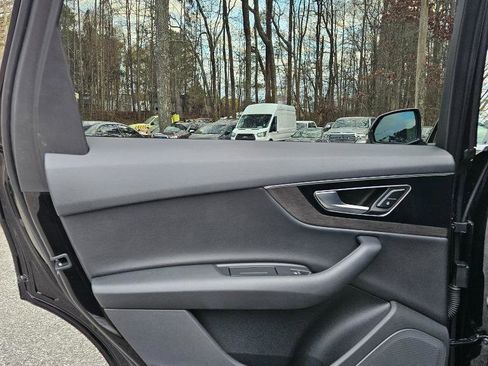 Used 2017 Audi Q7 3.0T Premium Plus image 20