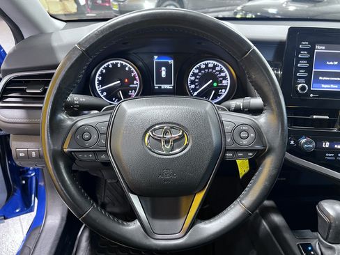 Used 2023 Toyota Camry SE FWD image 10