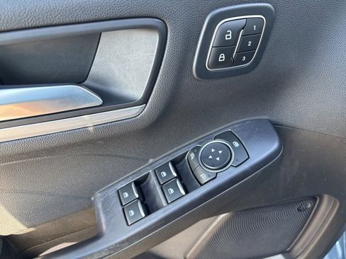 Used 2024 Ford Escape Platinum image 20